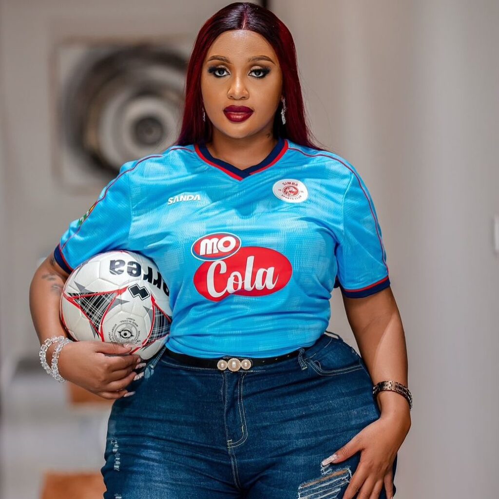 Jezi Mpya Za Kimataifa Za Simba SC 2025/2026 2 Jezi Mpya Za Kimataifa Za Simba Sc 2025/2026 Zazinduliwa