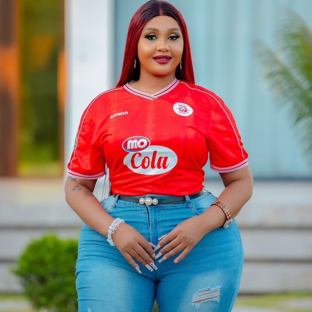 Jezi Mpya Za Kimataifa Za Simba SC 2025/2026 1 Jezi Mpya Za Kimataifa Za Simba Sc 2025/2026 Zazinduliwa Kwa Ubunifu Mpya!